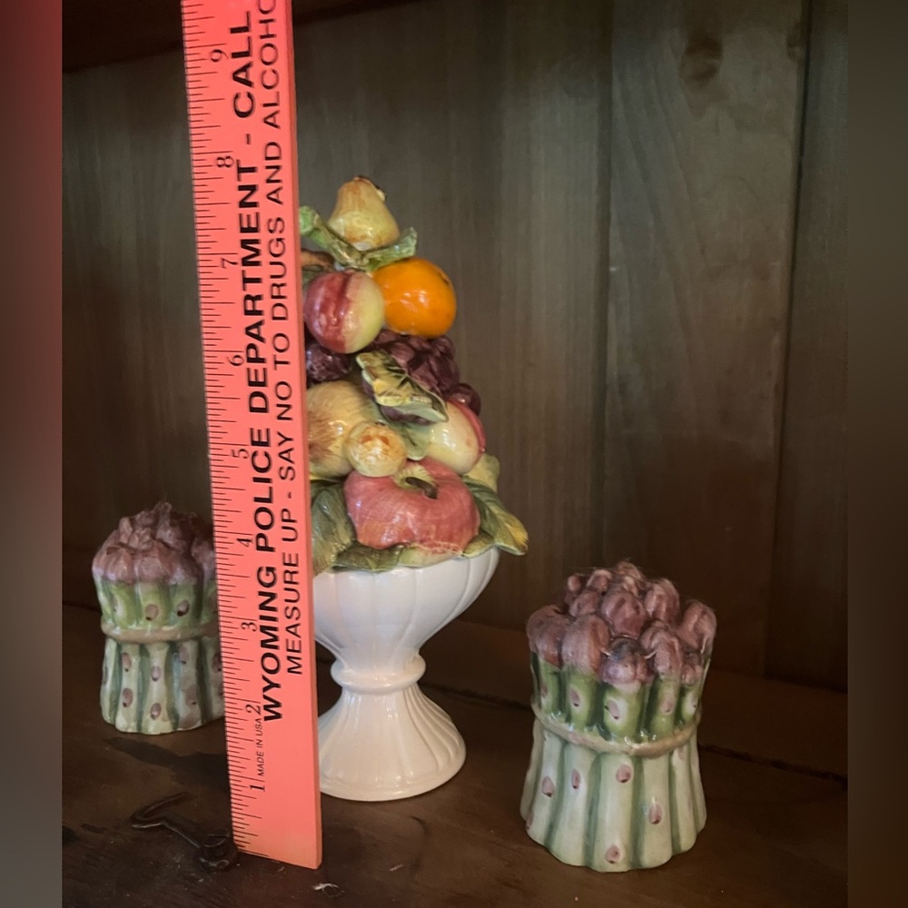 Fitz and Floyd Ceramic Fruit Topiary in White Pedestal with Multicolor Fruit - Picture 2 of 6